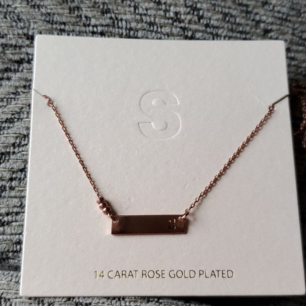 🛍Sale! Francesca's 14 carat rose gold plated necklace S